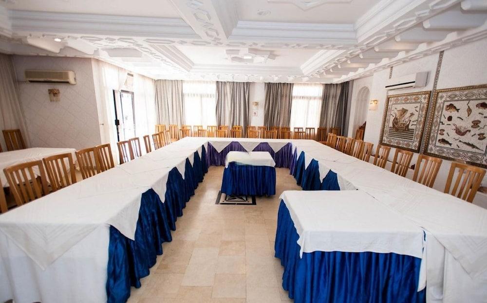 City Business Monastir Center Buitenkant foto
